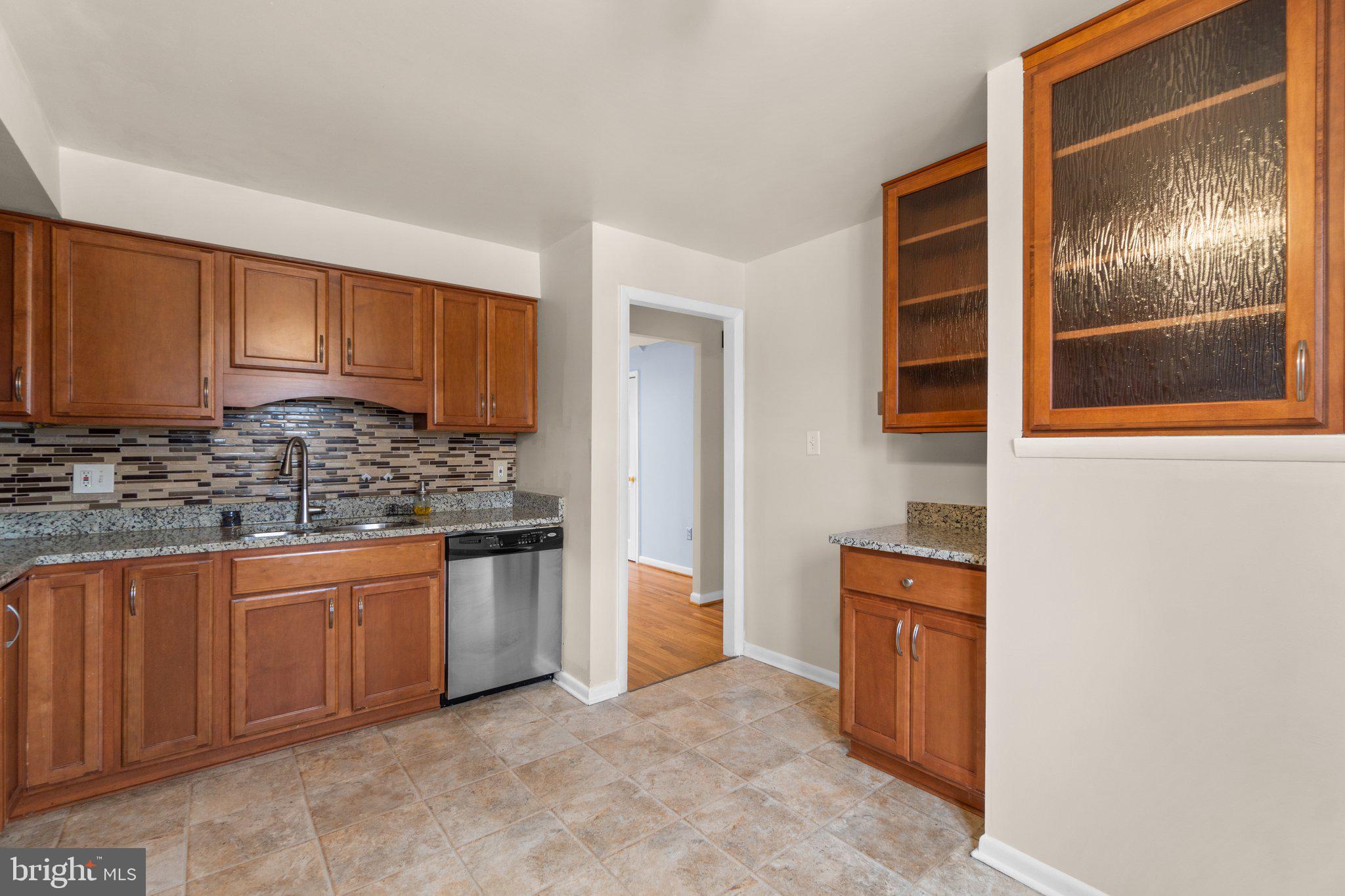 DULANEY TOWERS - Residential