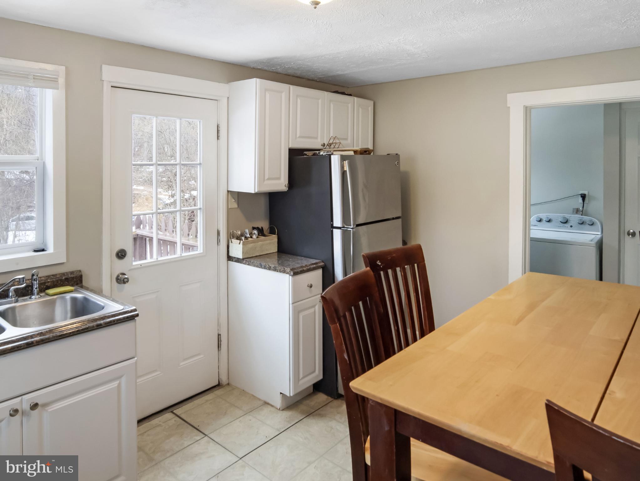 64-86-108 BEAMER LANE