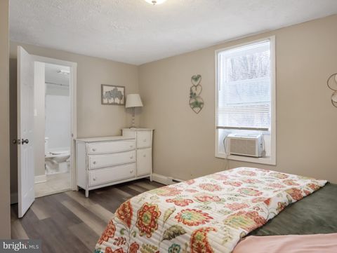 64-86-108 BEAMER LANE HARPERS FERRY WV 25425