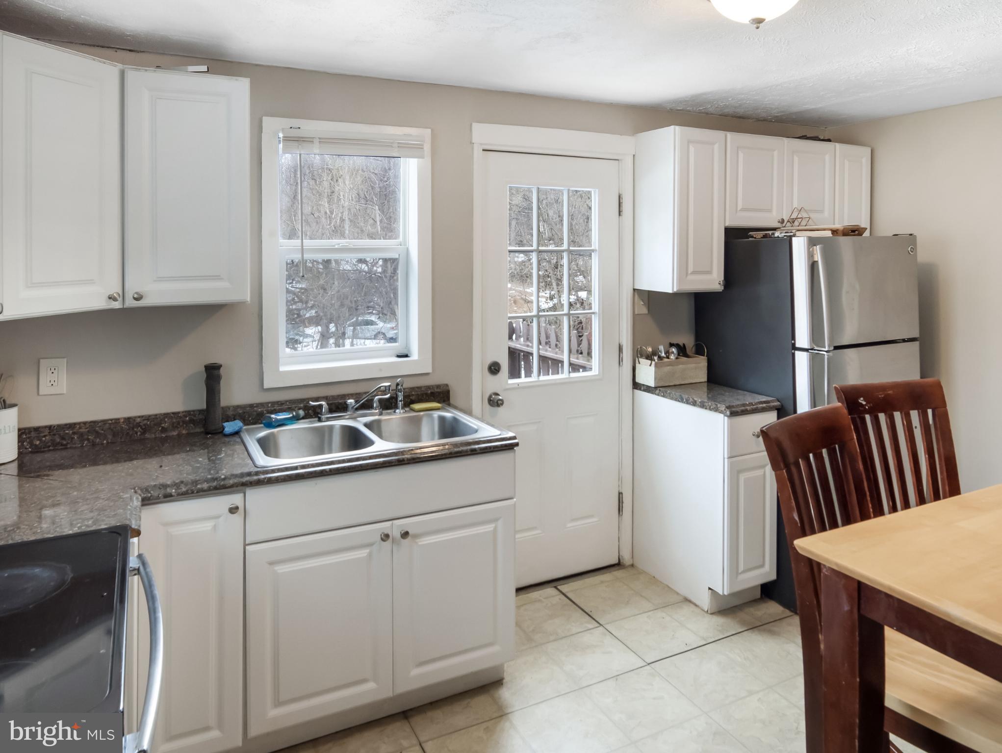 64-86-108 BEAMER LANE