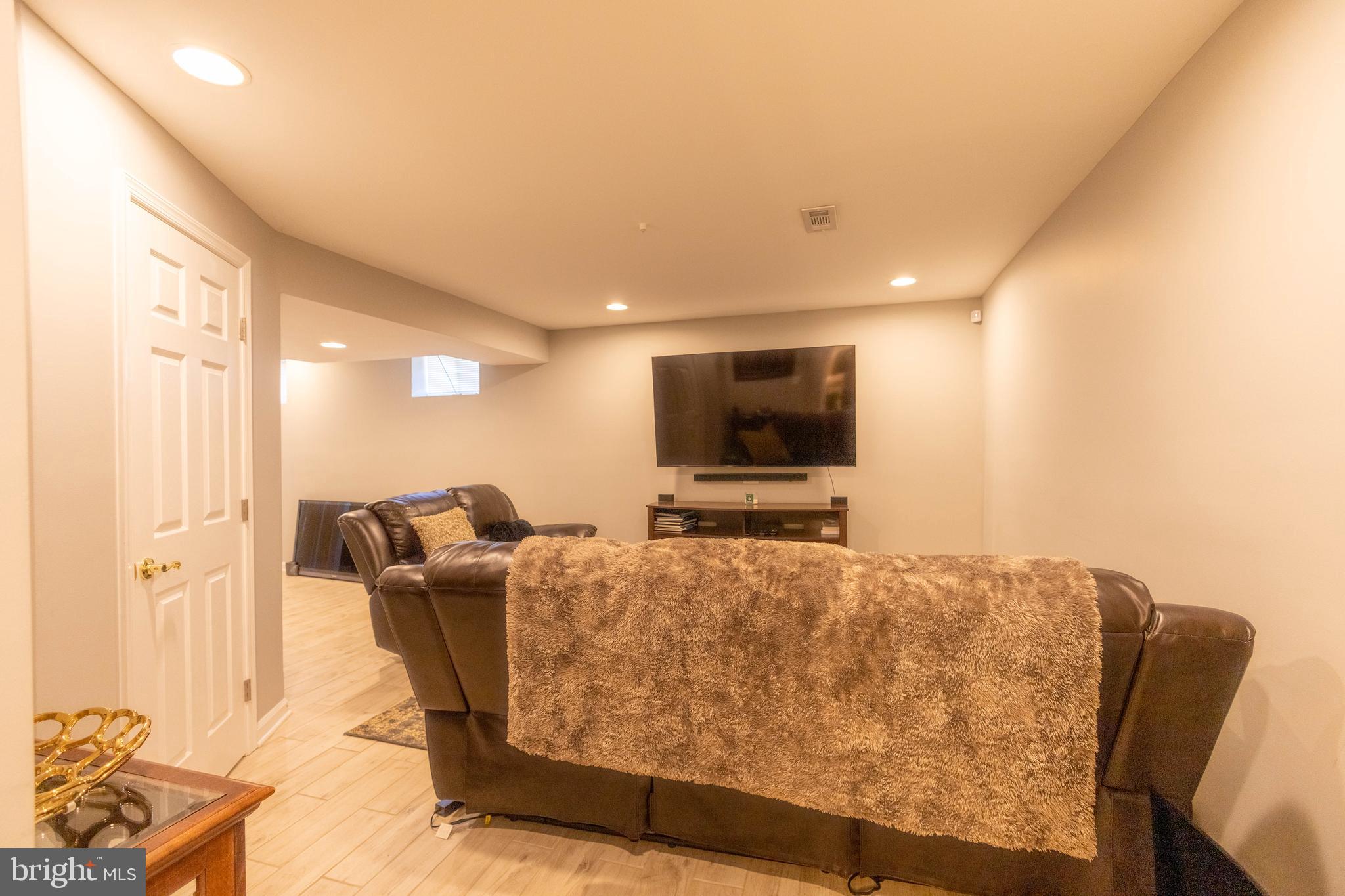 HOLLAWAY ESTATES - Residential