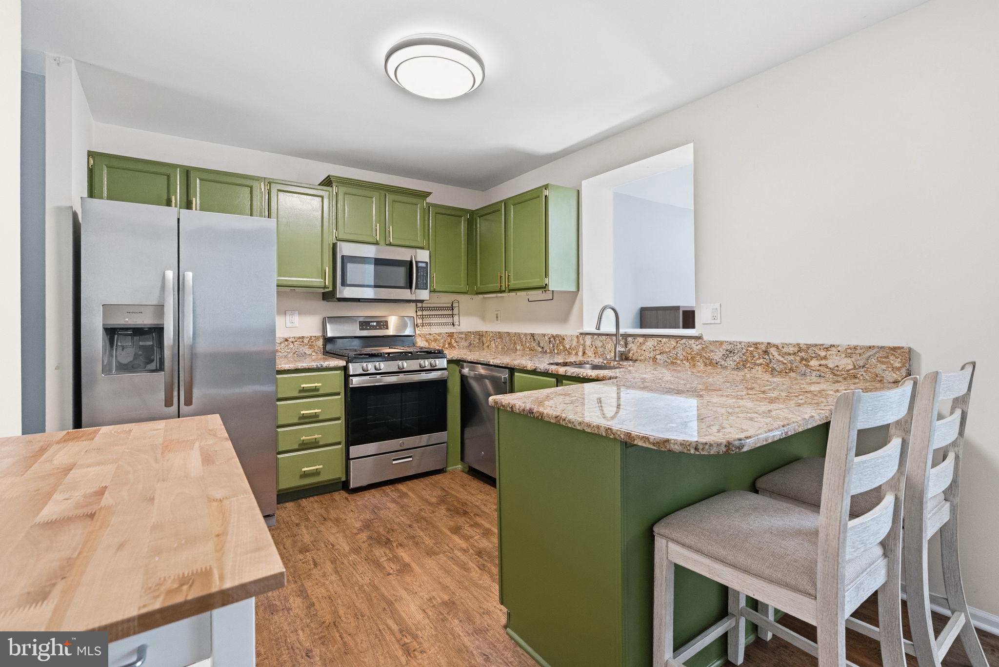 2494 NORRINGTON DRIVE