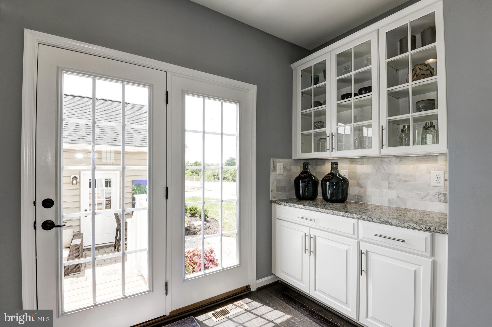 SOUTHLAKE - Residential