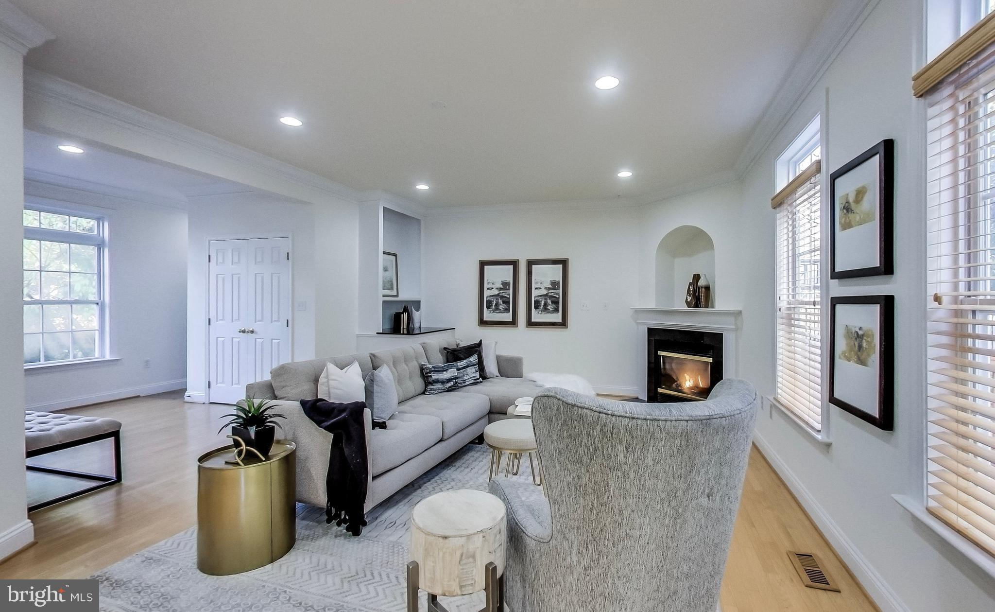 HUNTINGTON TERRACE - Residential