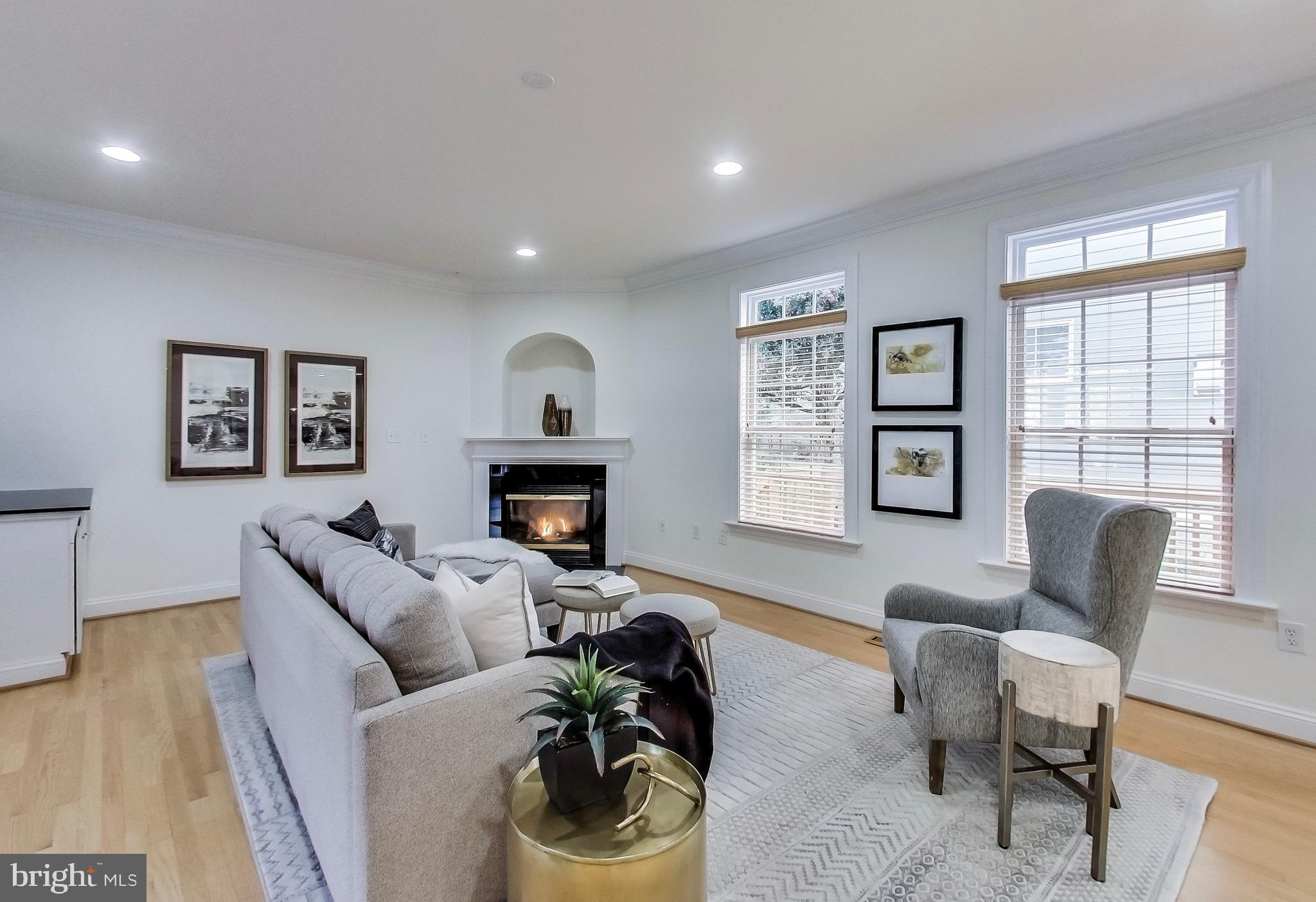 HUNTINGTON TERRACE - Residential