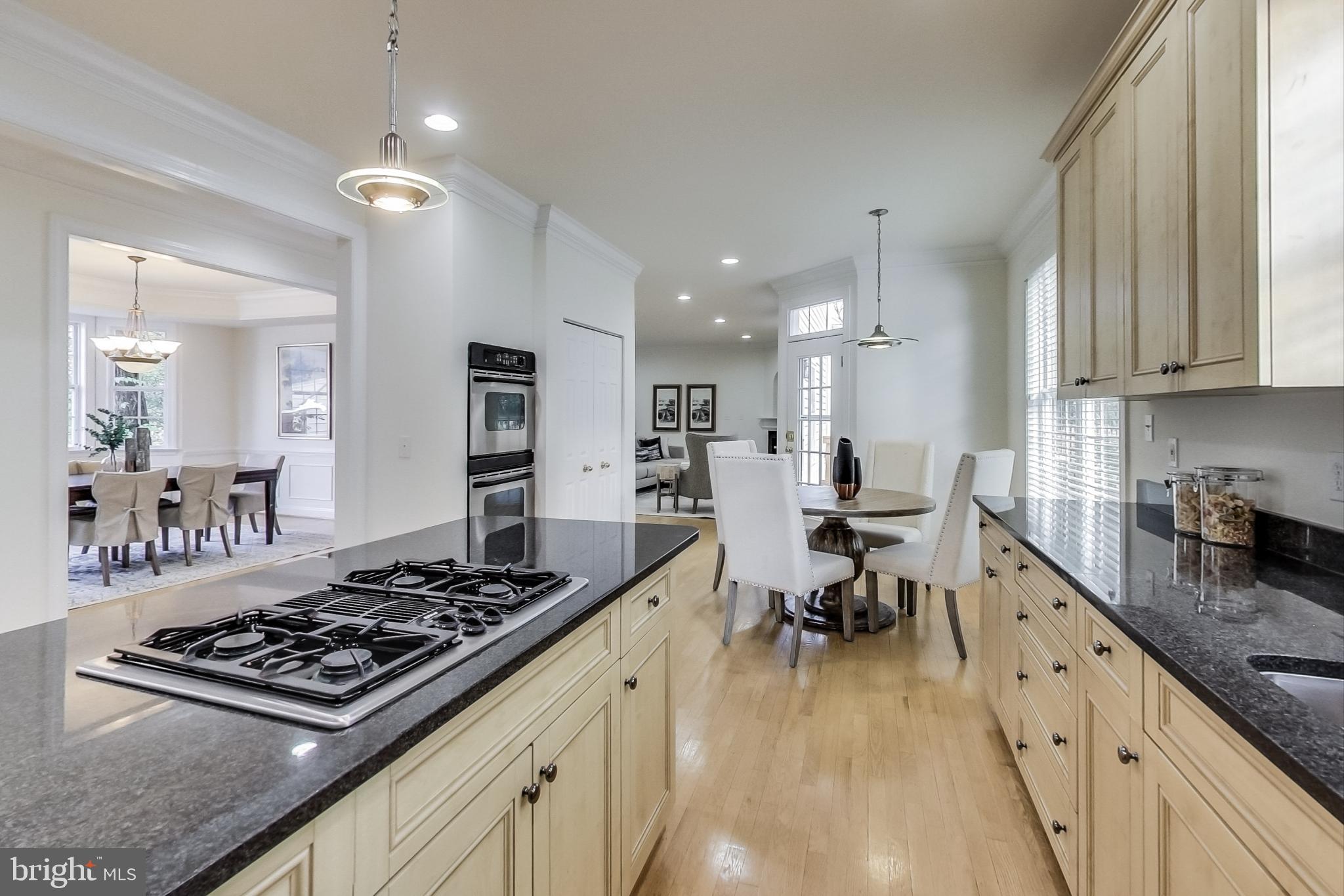 HUNTINGTON TERRACE - Residential