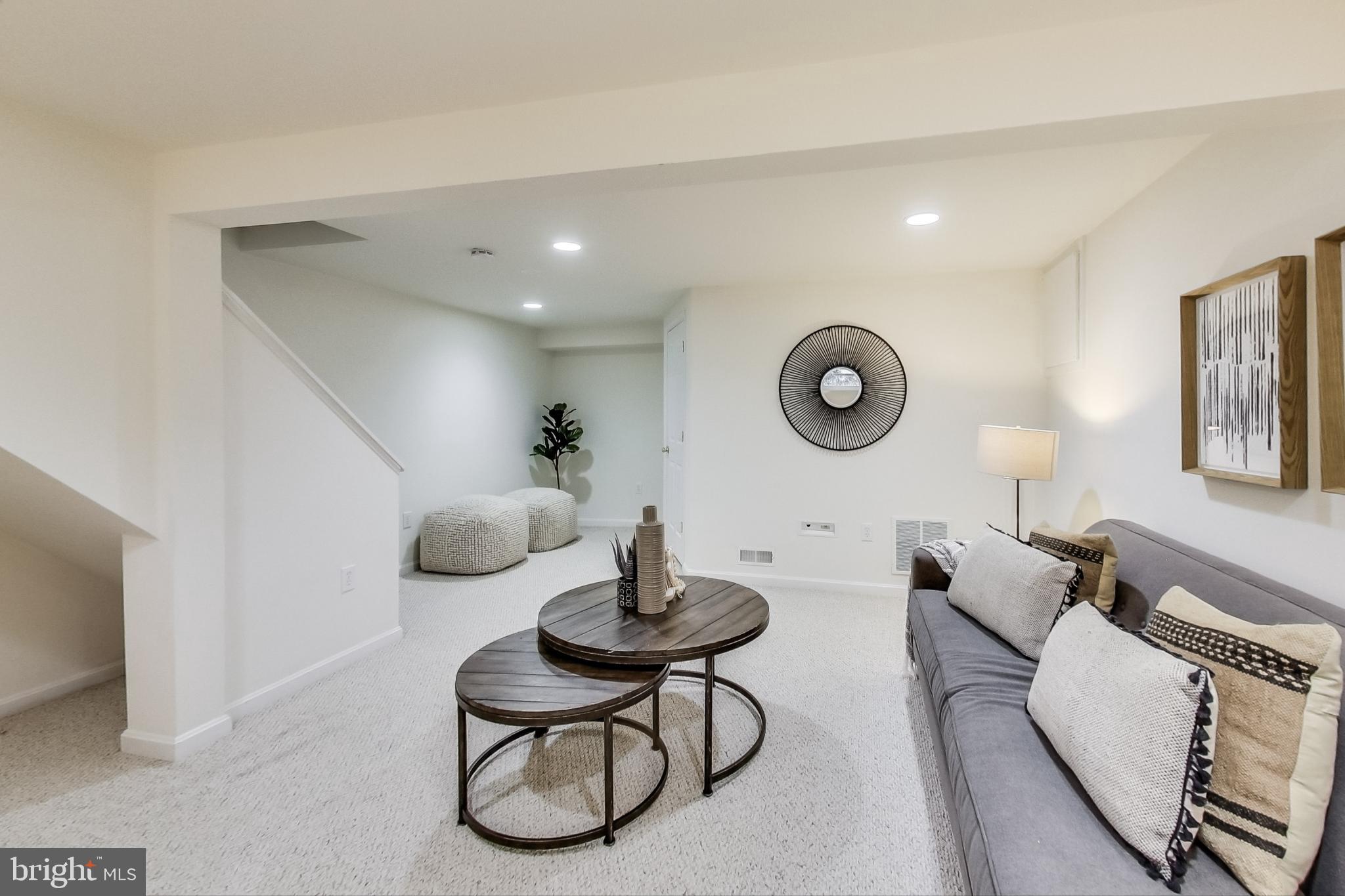 HUNTINGTON TERRACE - Residential