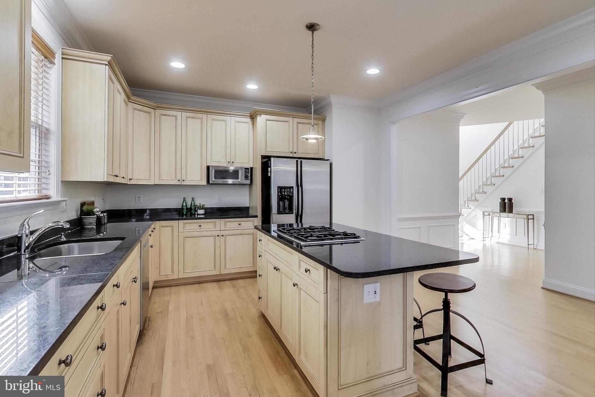 HUNTINGTON TERRACE - Residential