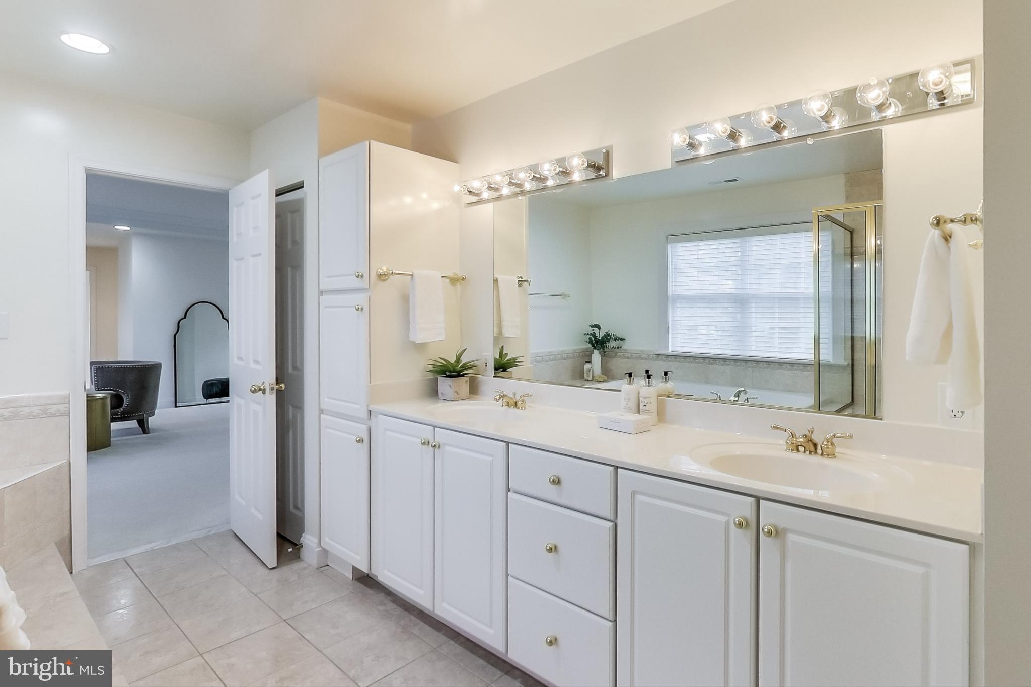 HUNTINGTON TERRACE - Residential