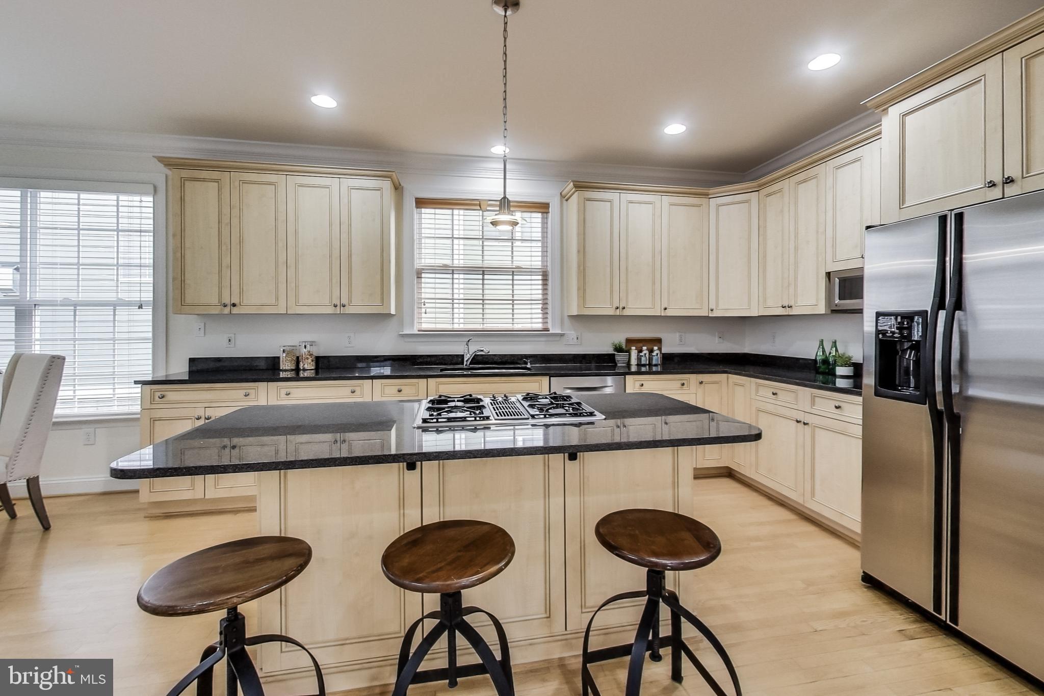 HUNTINGTON TERRACE - Residential