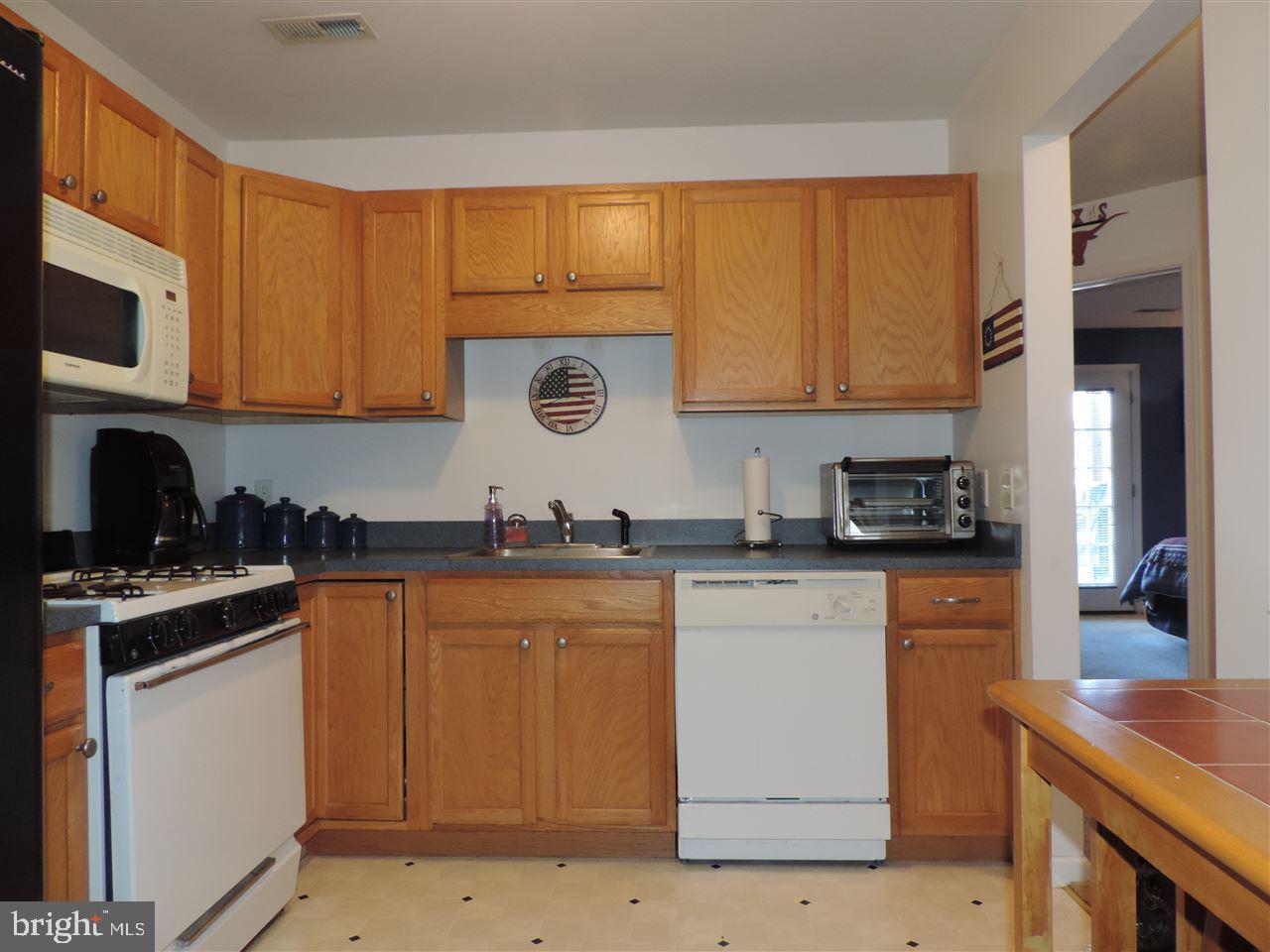 BUTTONWOOD GREEN - Residential