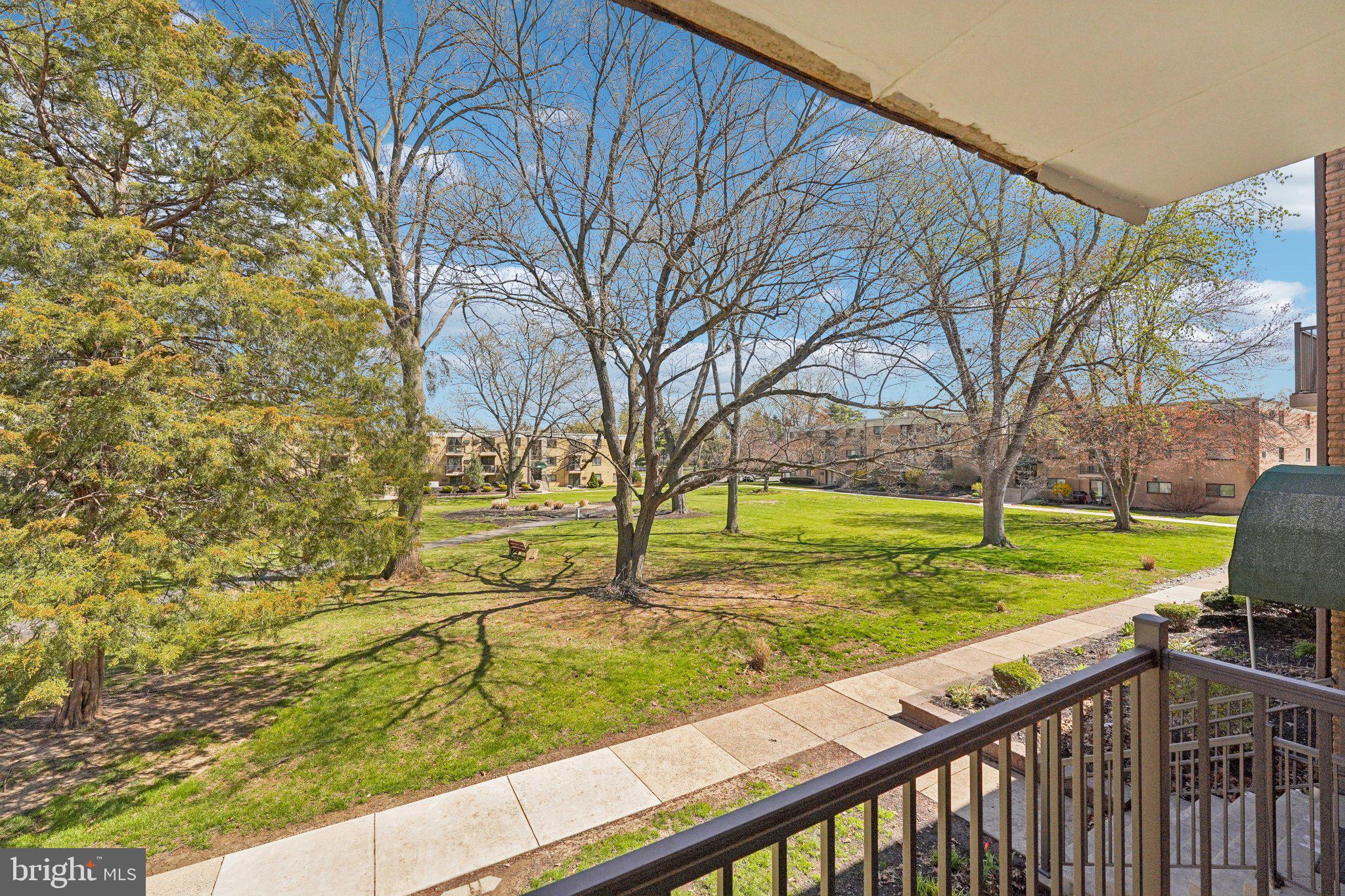 MEADOW WOOD - Residential