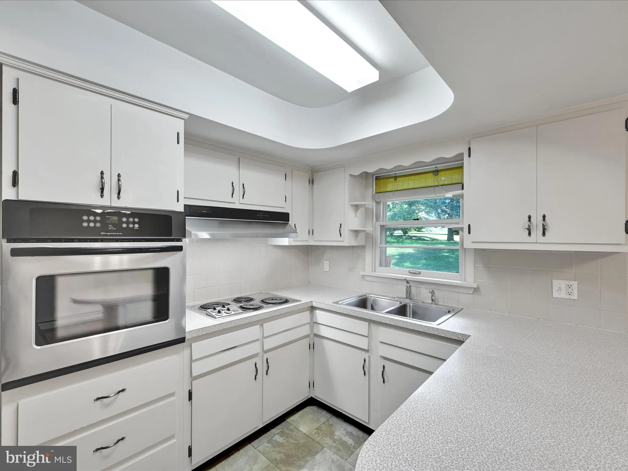 Quarryville, Pennsylvania 17566, United States, 3 Bedrooms Bedrooms, ,2 BathroomsBathrooms,Residential,Active,223589