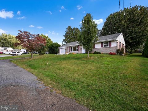Photo of 232 Circle Drive, QUARRYVILLE, PA 17566 (MLS # PALA2077734)