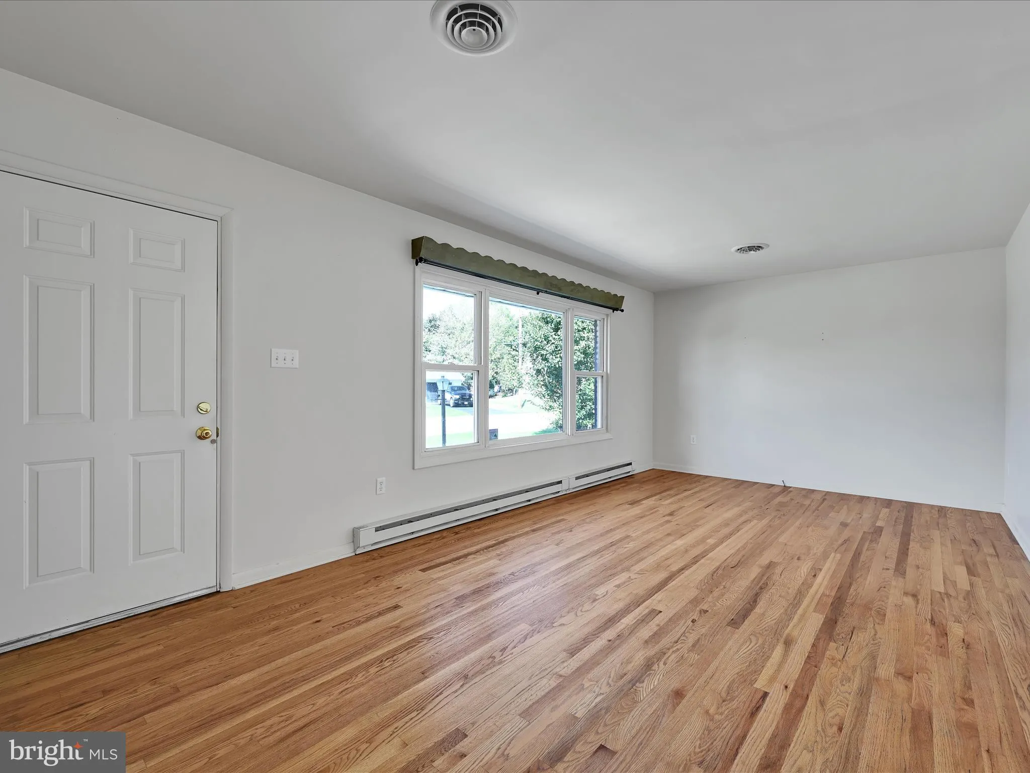 Quarryville, Pennsylvania 17566, United States, 3 Bedrooms Bedrooms, ,2 BathroomsBathrooms,Residential,Active,223589