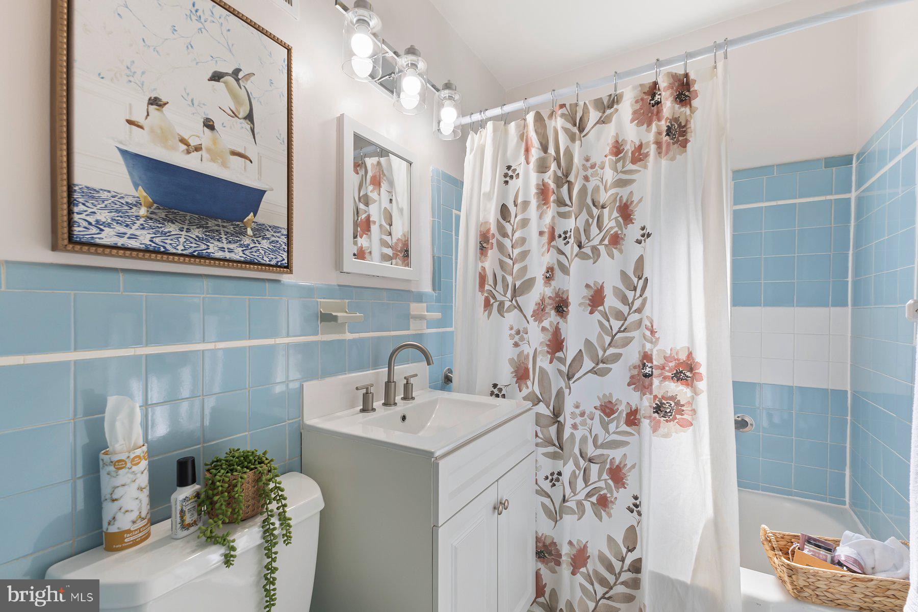 NEW HAMPSHIRE GARDENS - Residential