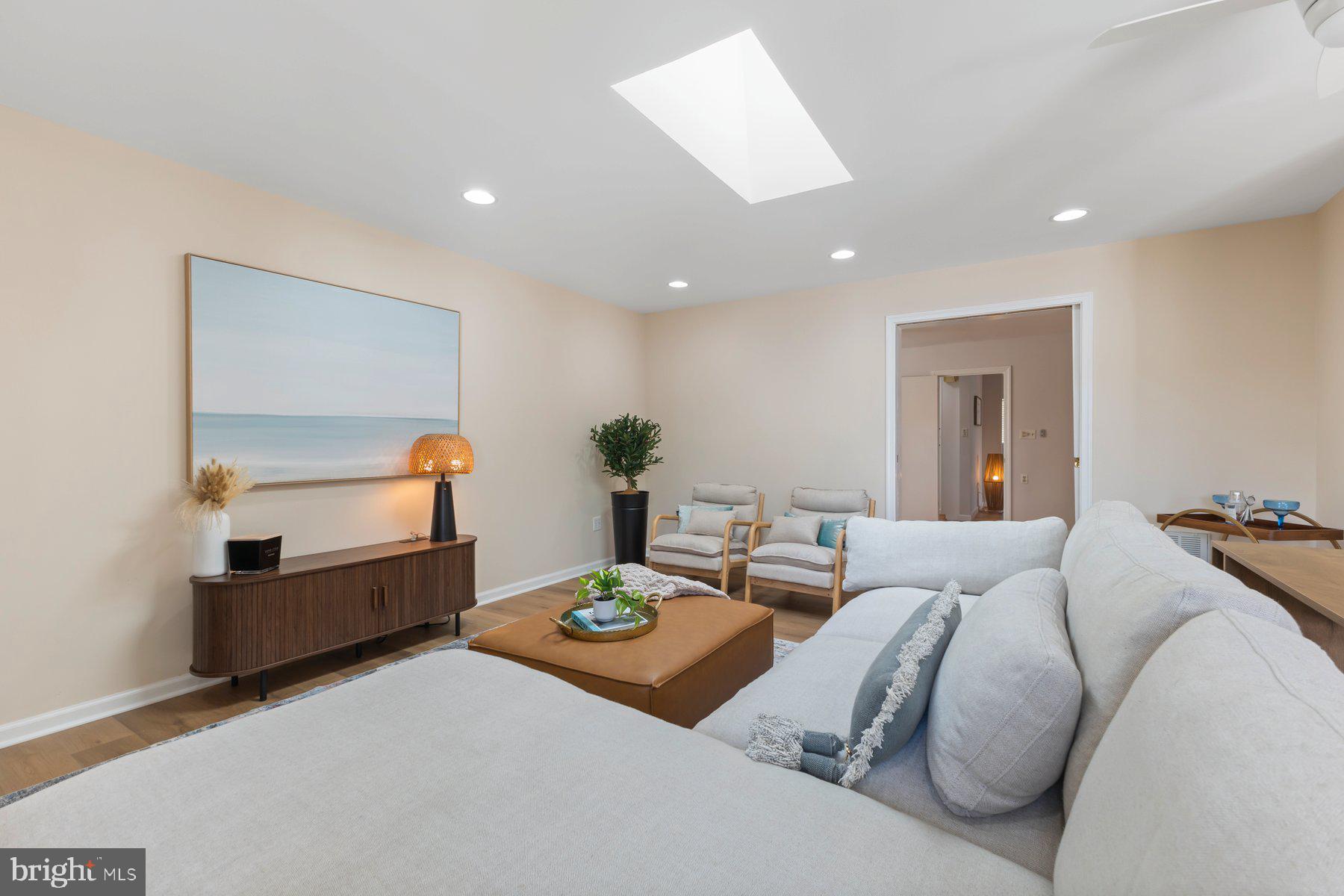 NEW HAMPSHIRE GARDENS - Residential