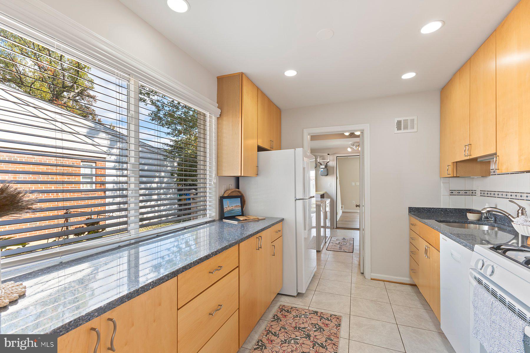 NEW HAMPSHIRE GARDENS - Residential