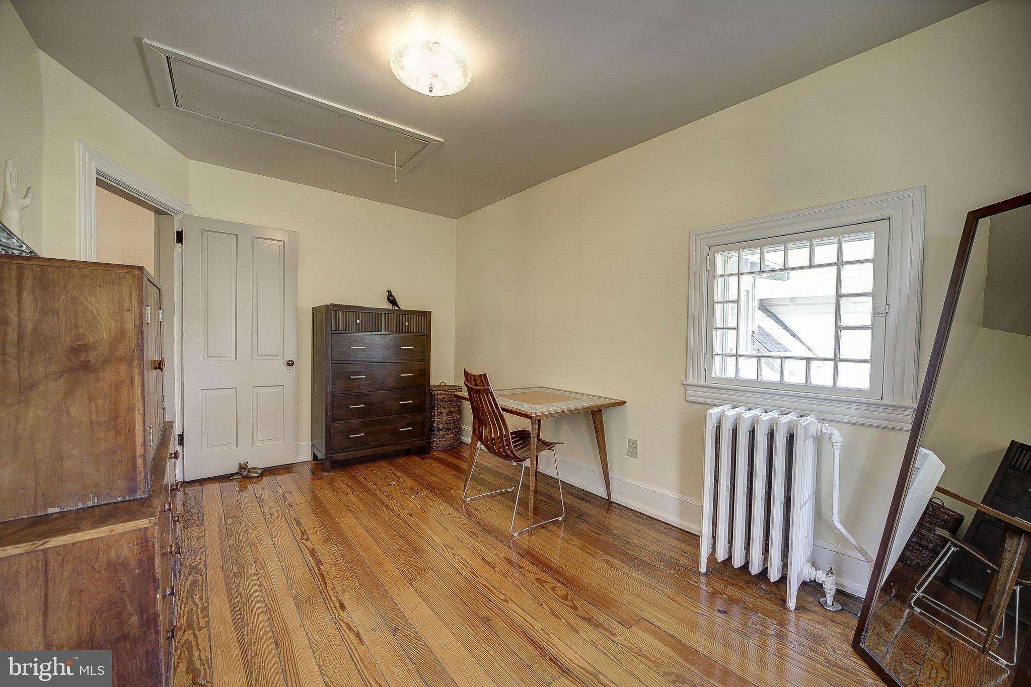 COLLEGE PARK - Residential