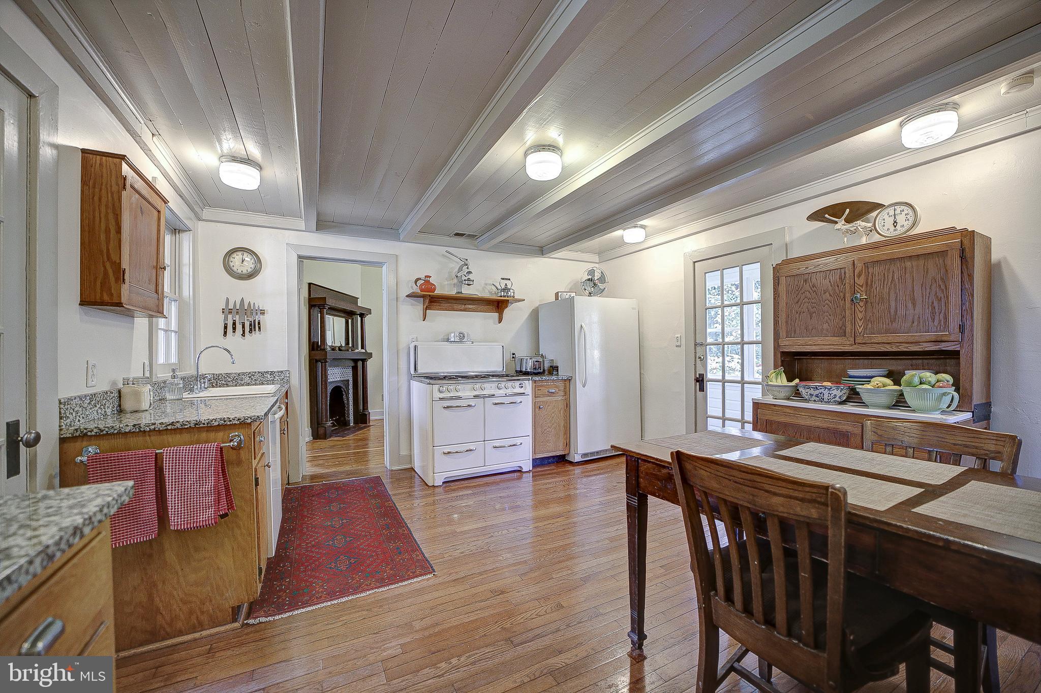 COLLEGE PARK - Residential