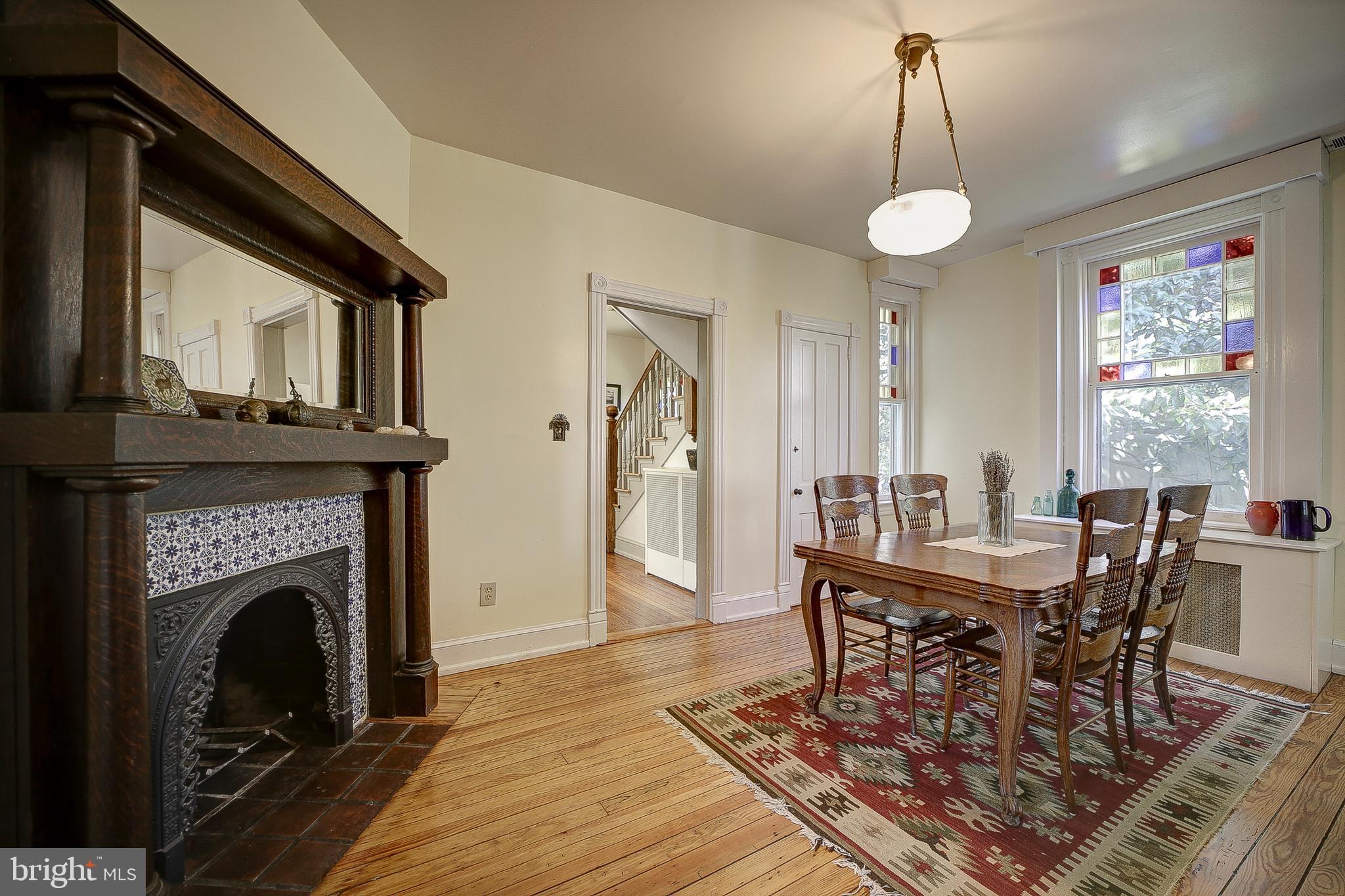 COLLEGE PARK - Residential