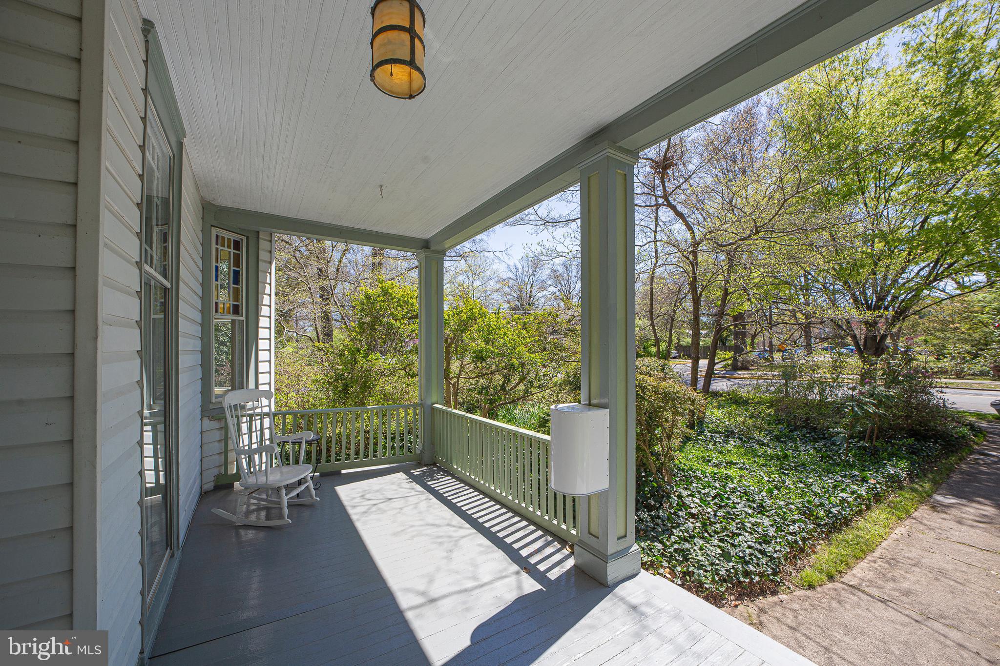 COLLEGE PARK - Residential