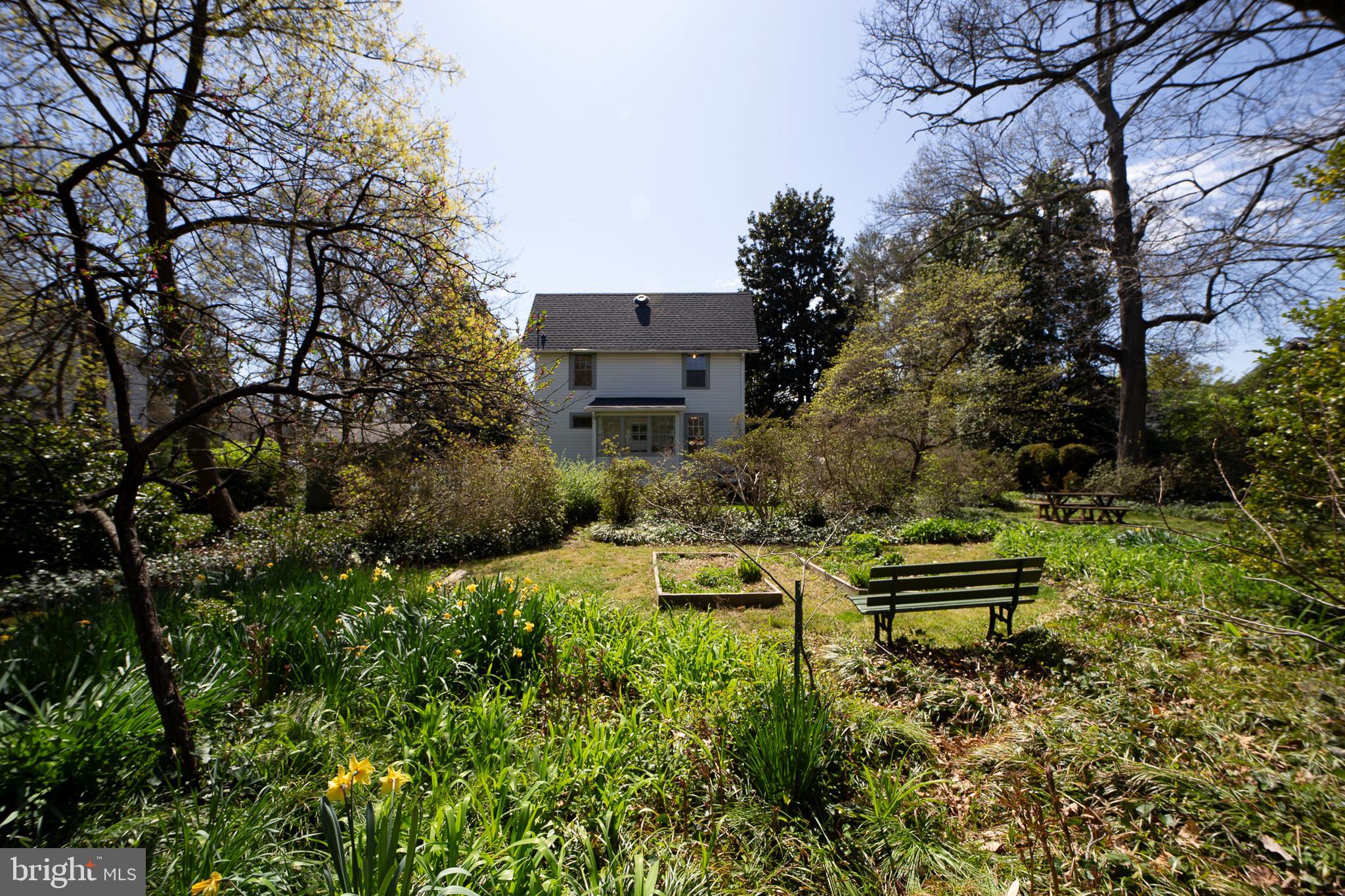 COLLEGE PARK - Residential