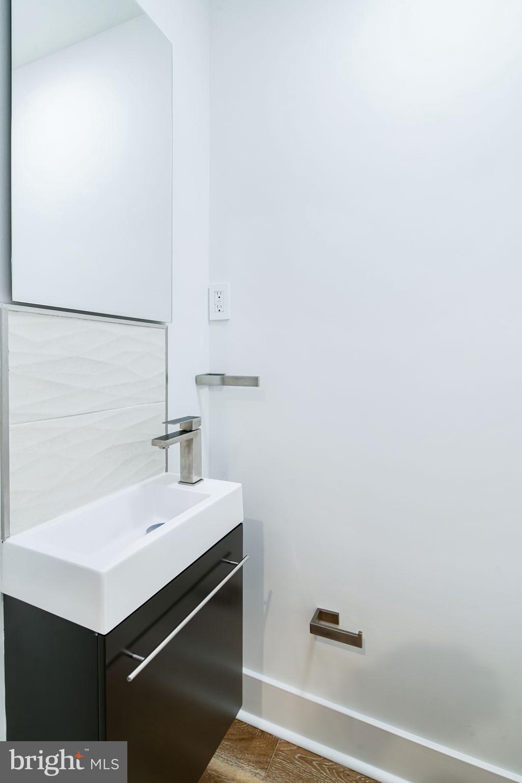 OLDE KENSINGTON - Residential