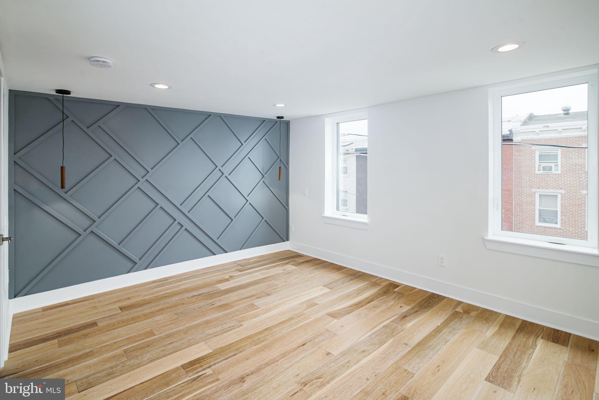 OLDE KENSINGTON - Residential