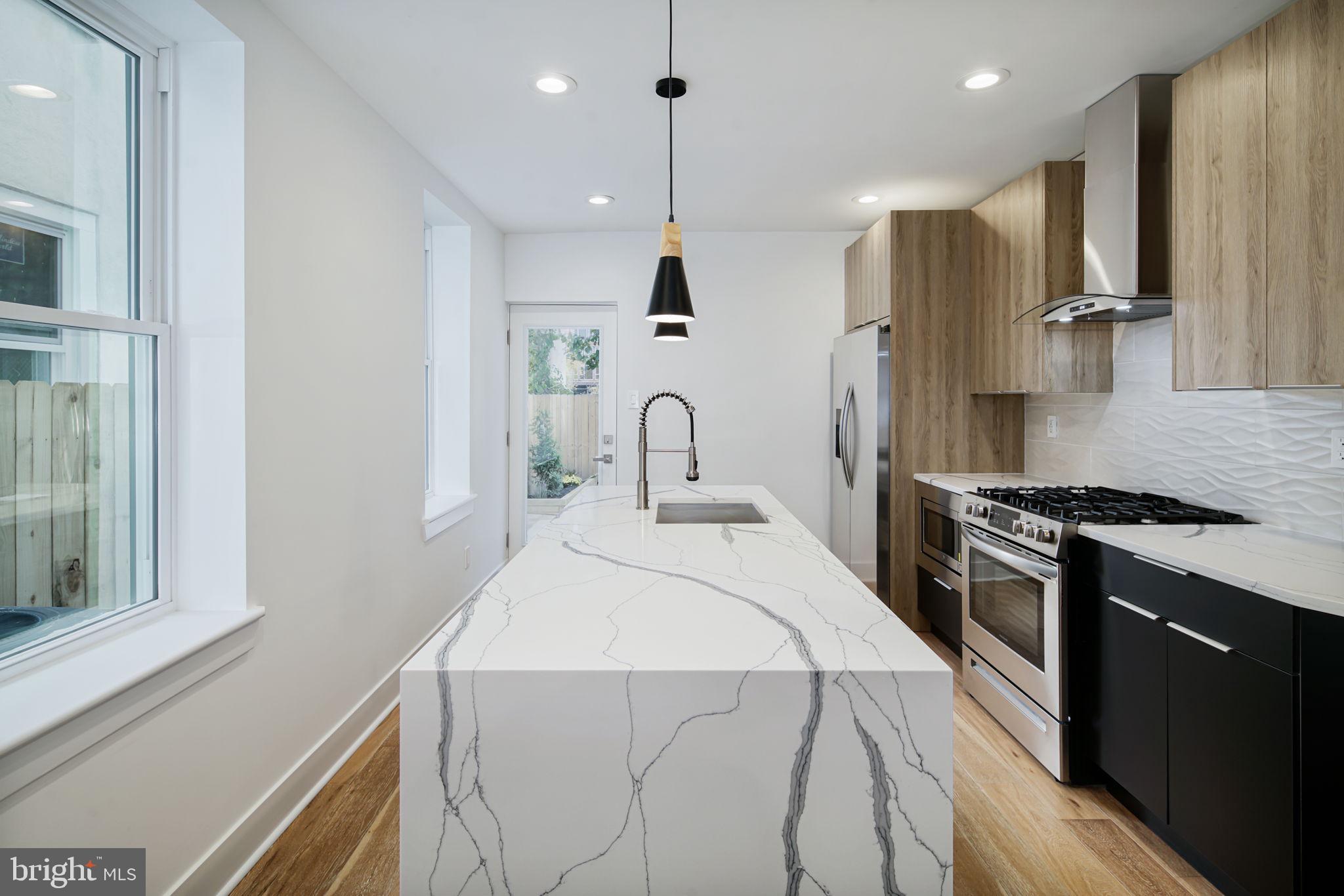 OLDE KENSINGTON - Residential