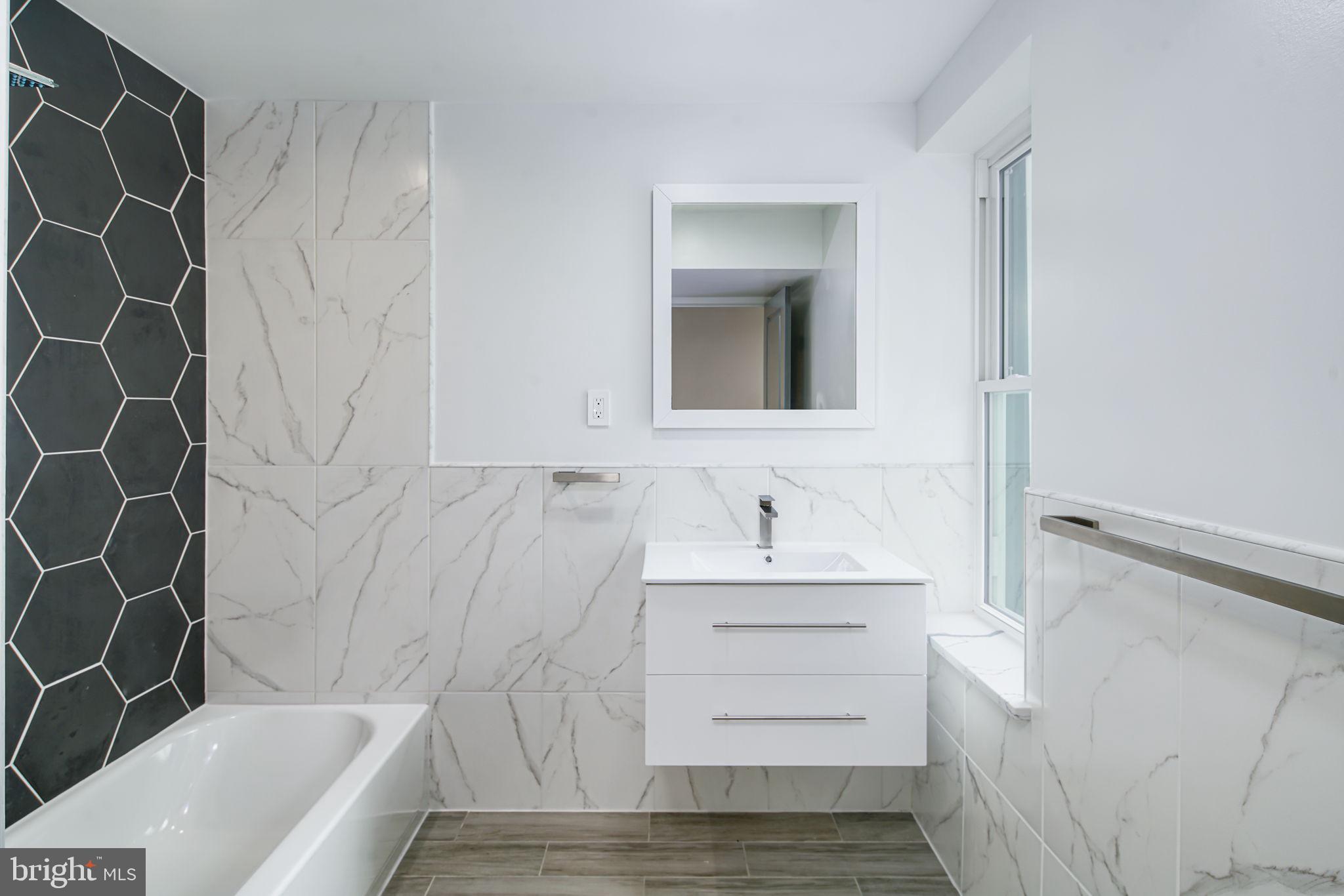 OLDE KENSINGTON - Residential