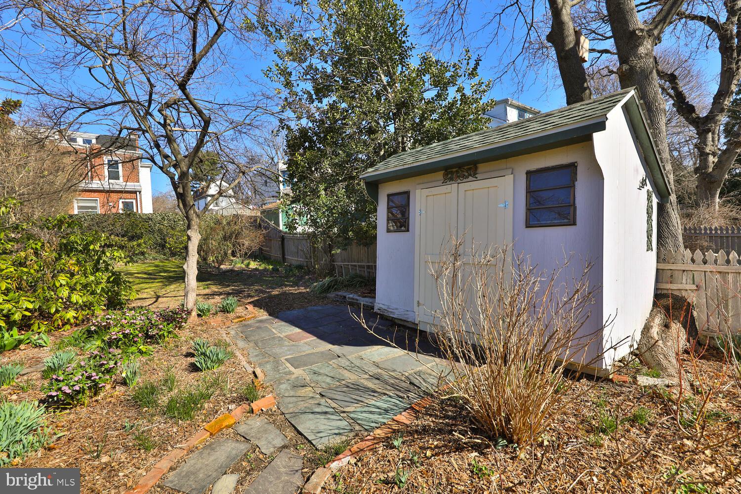 BLUE BELL HILL - Residential