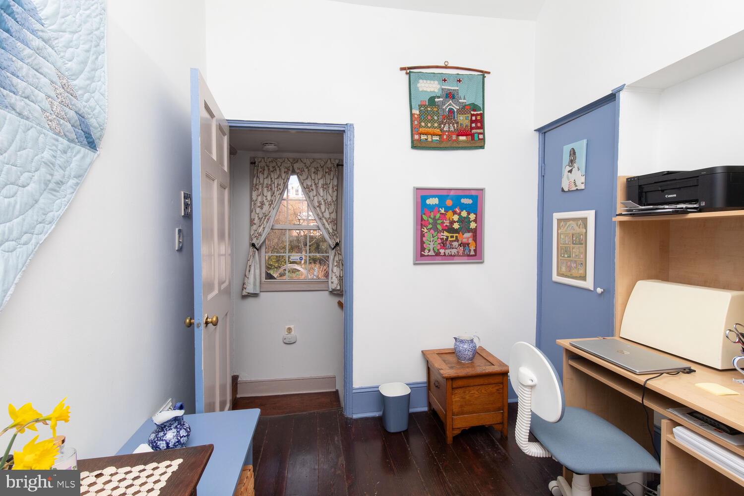 BLUE BELL HILL - Residential