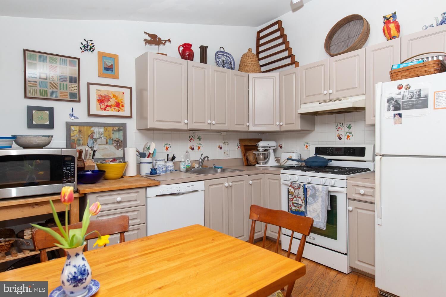 BLUE BELL HILL - Residential