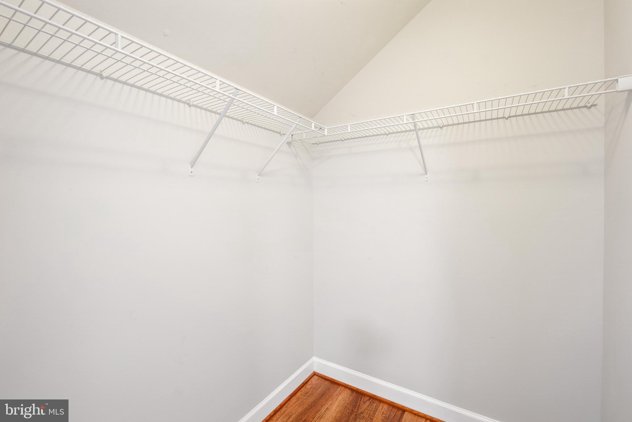 HIDDEN CREEK - Residential