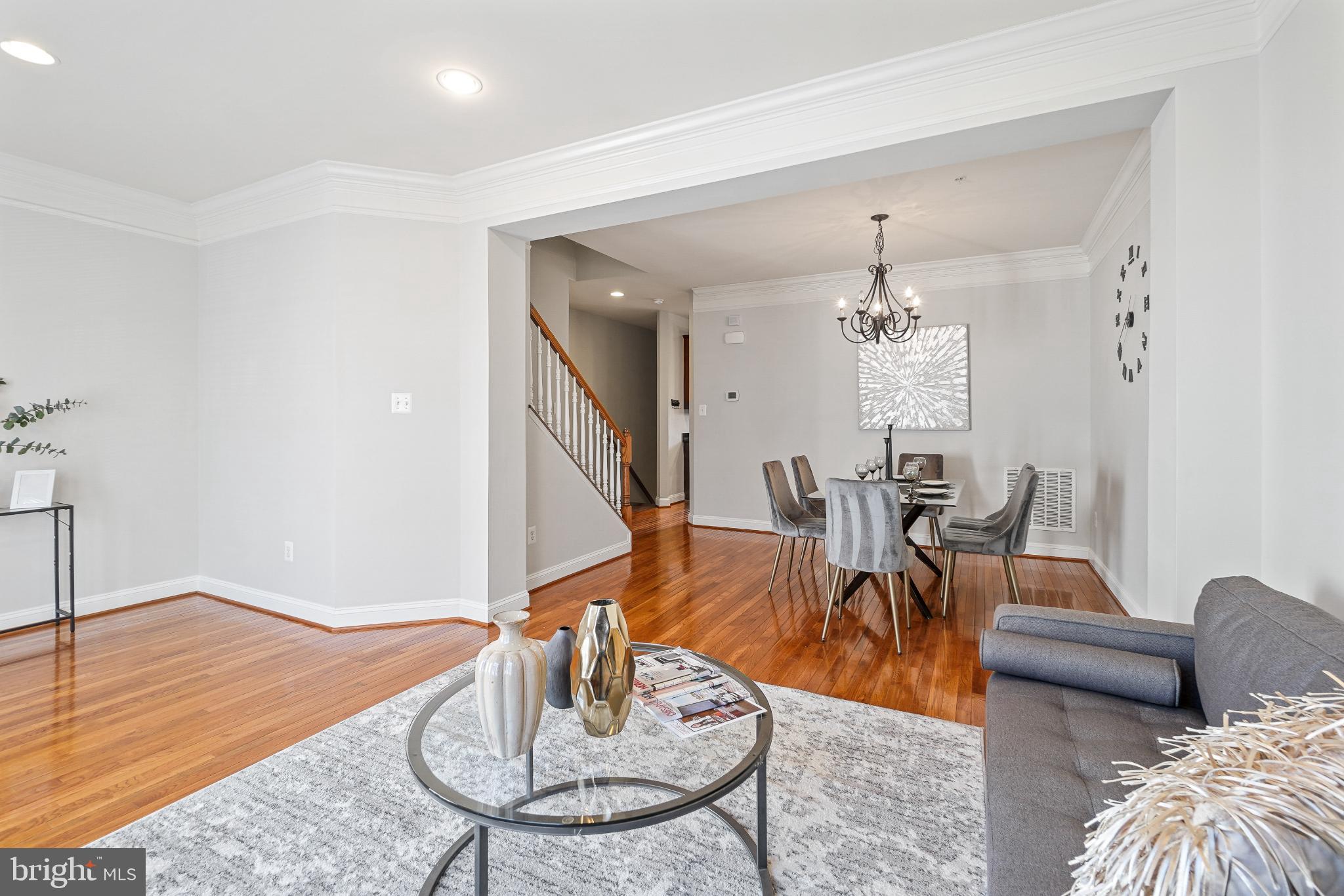 HIDDEN CREEK - Residential