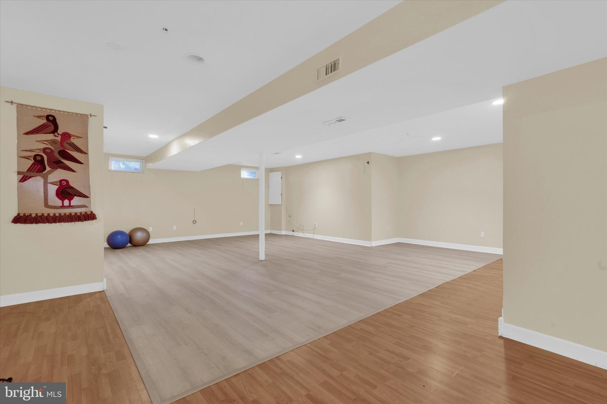 SIERRA MEADOWS - Residential