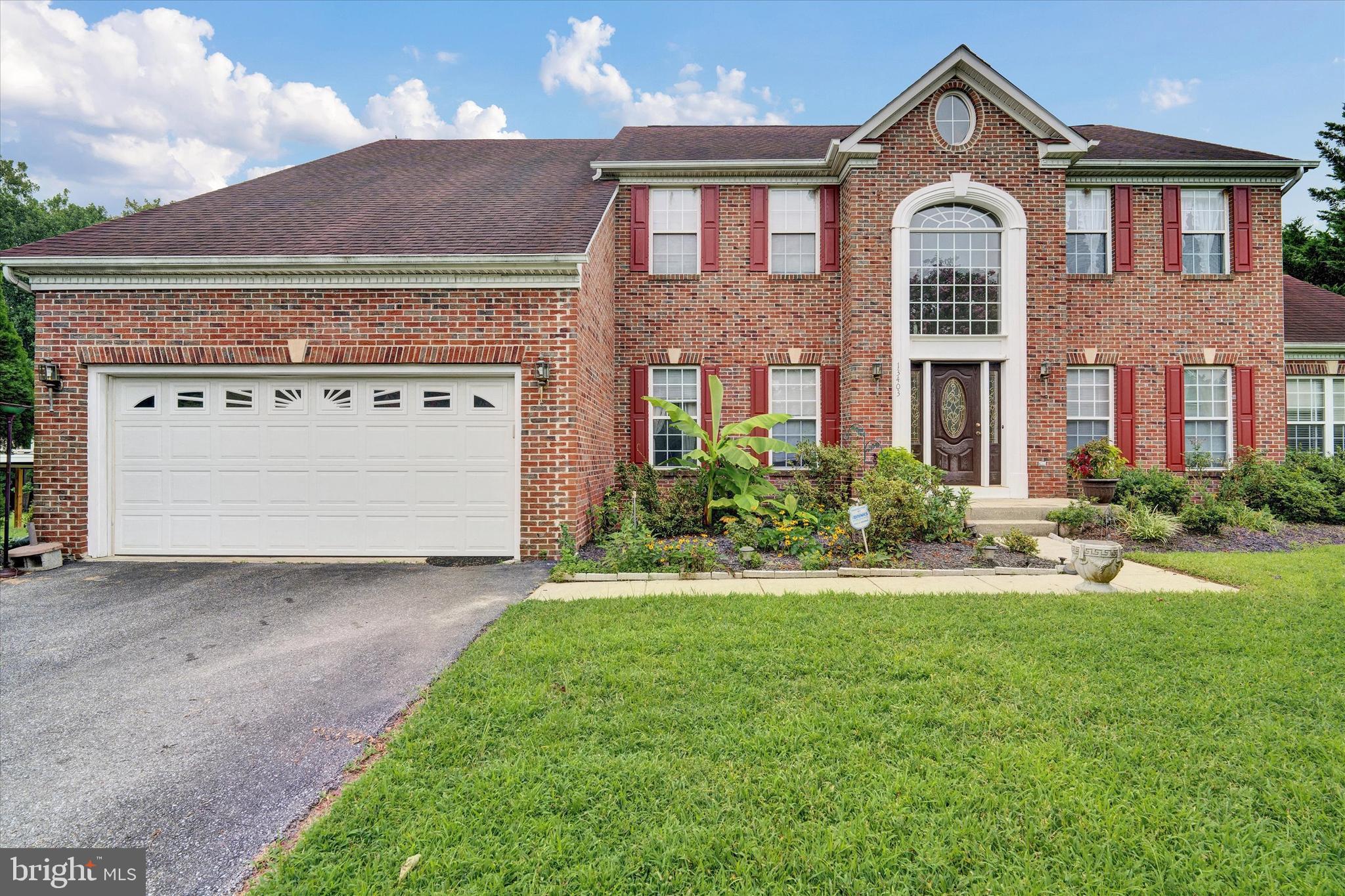 Over 3,600 sq ft of stylish living in the heart of Upper Marlboro! This 5-bedroom, 3.5-bath beauty sits on a sprawling 33,881 sq ft lot and features a formal living and dining room, cozy family room with fireplace, and gourmet kitchen with granite countertops. The owner’s suite offers a soaking tub, dual vanities, and generous closet space, while the fully finished basement provides space for recreation, a home office, or guests. Energy-efficient leased solar panels, proximity to Watkins Regional Park, and easy access to major routes make this home a must-see!
