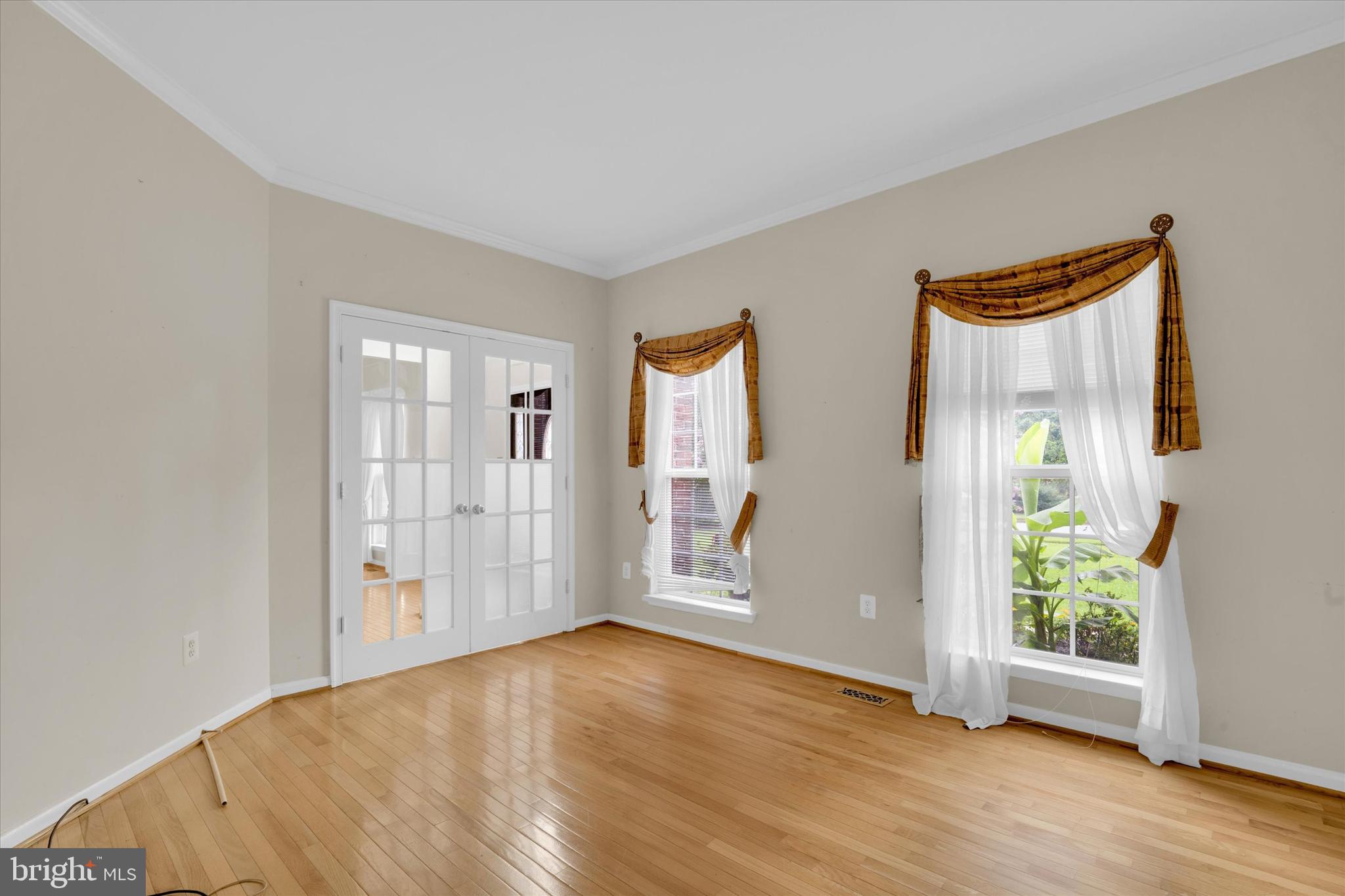 SIERRA MEADOWS - Residential