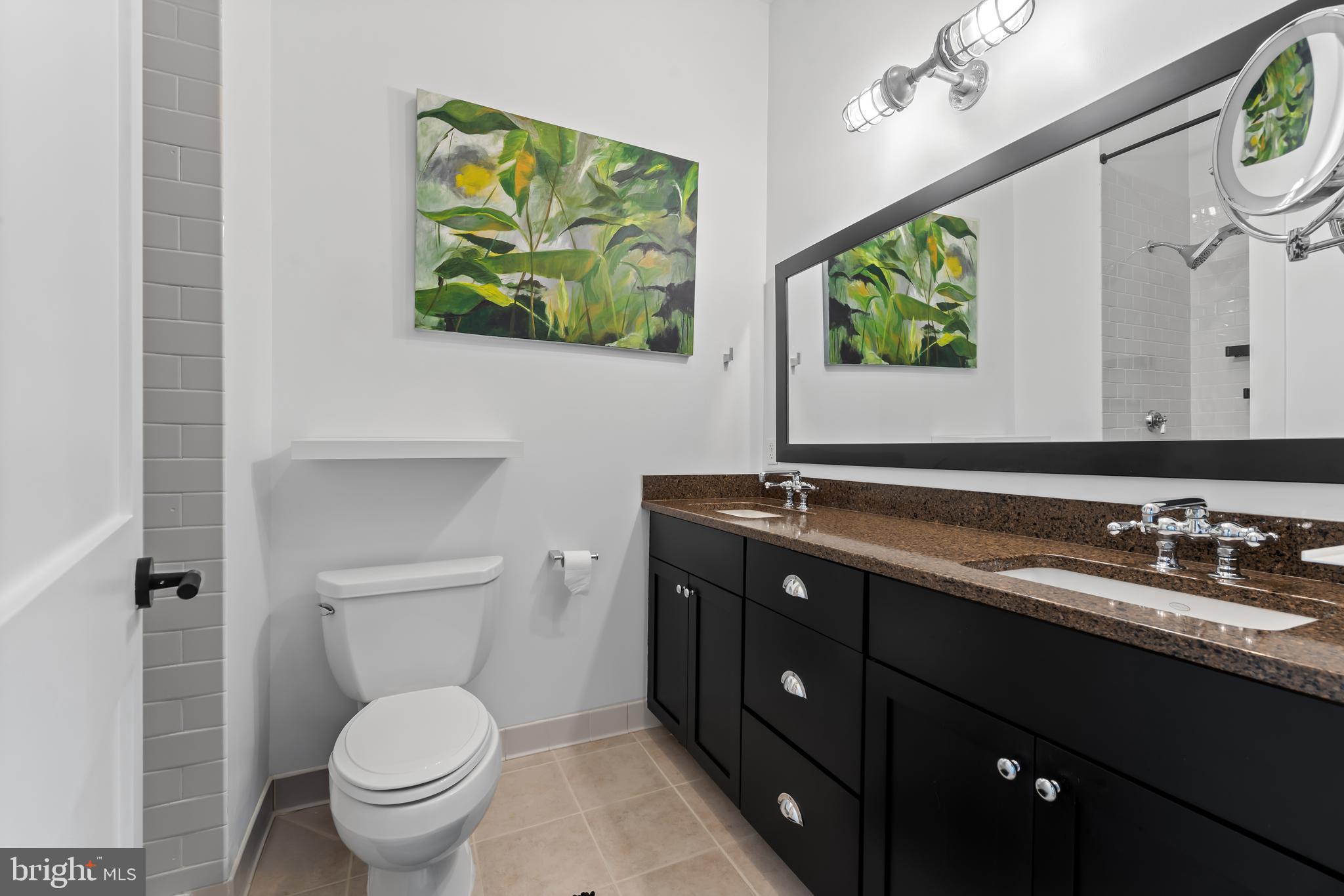 LITTLE ITALY - Residential