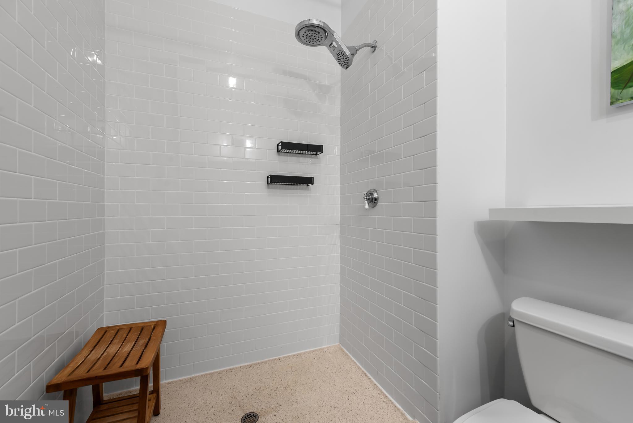 LITTLE ITALY - Residential