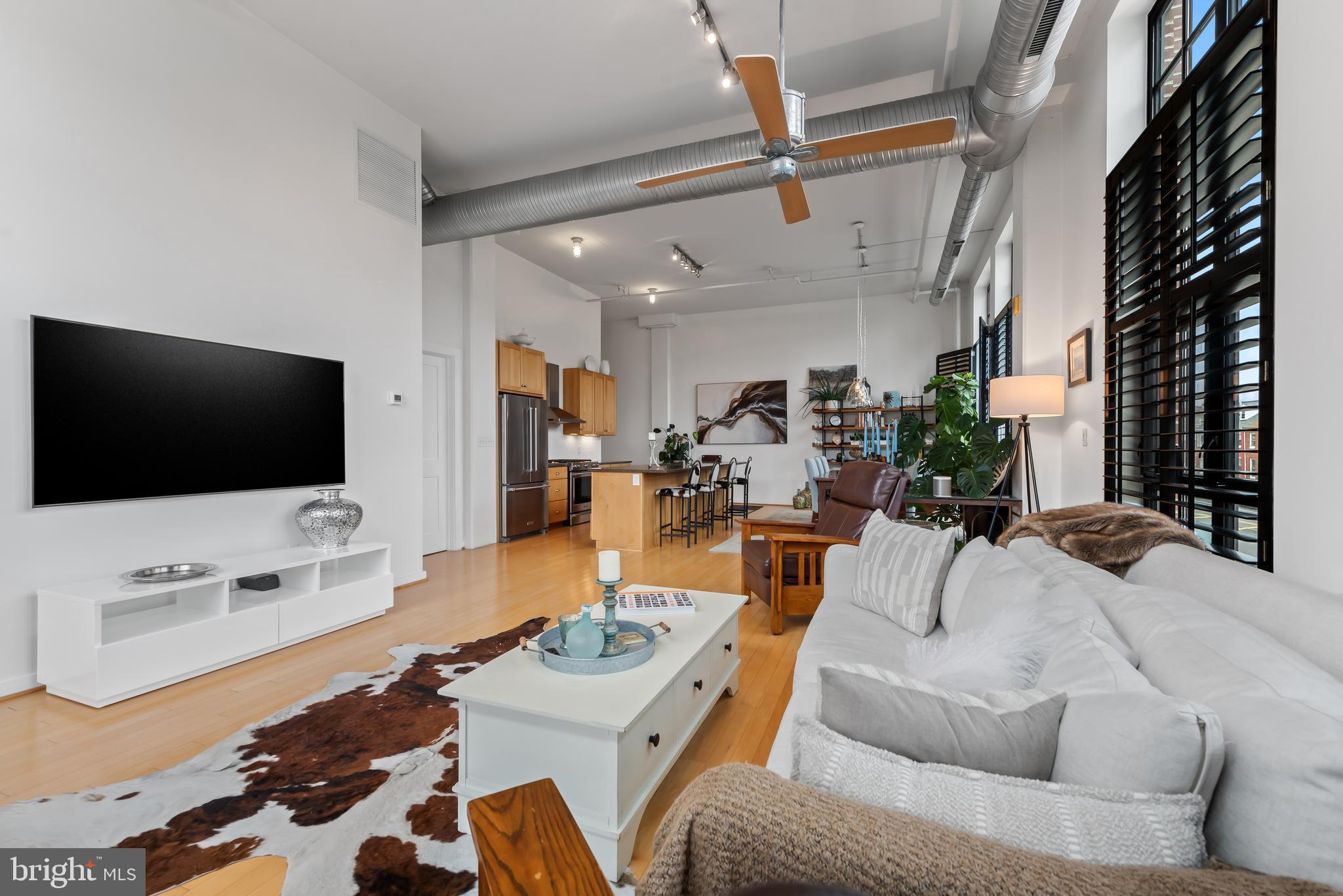 LITTLE ITALY - Residential