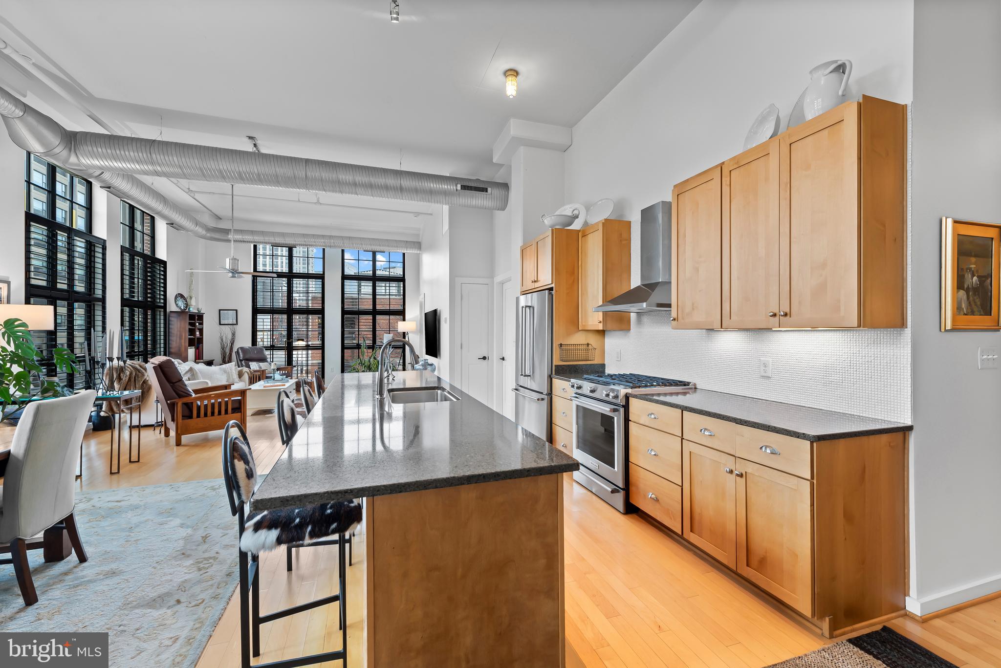 1220 BANK STREET 204