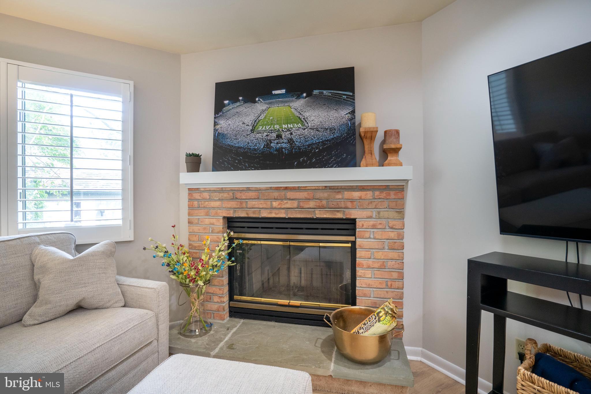 WOODLEDGE CLUSTER HOMES - Residential