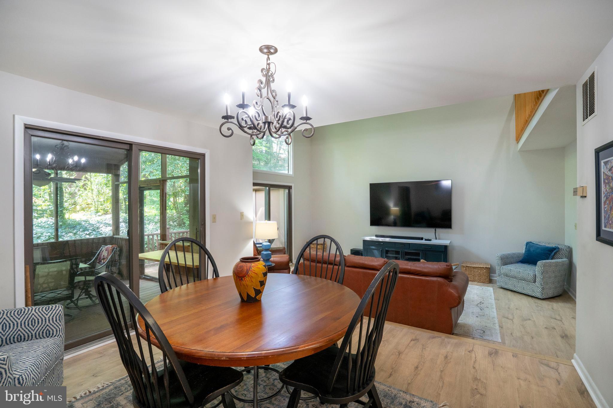 WOODLEDGE CLUSTER HOMES - Residential