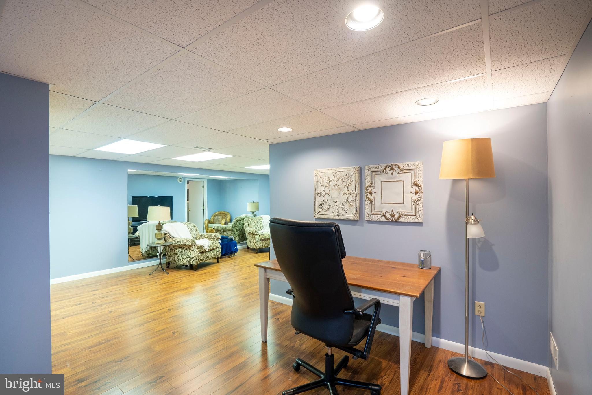 WOODLEDGE CLUSTER HOMES - Residential