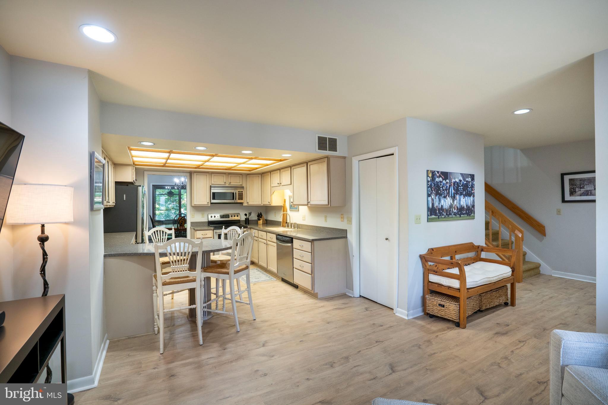 WOODLEDGE CLUSTER HOMES - Residential