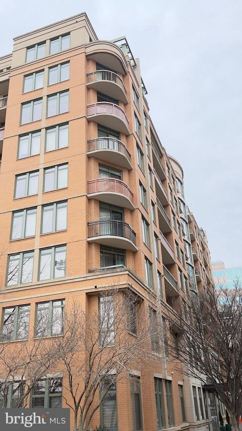 3625 10TH STREET N 703 ARLINGTON VA 22201