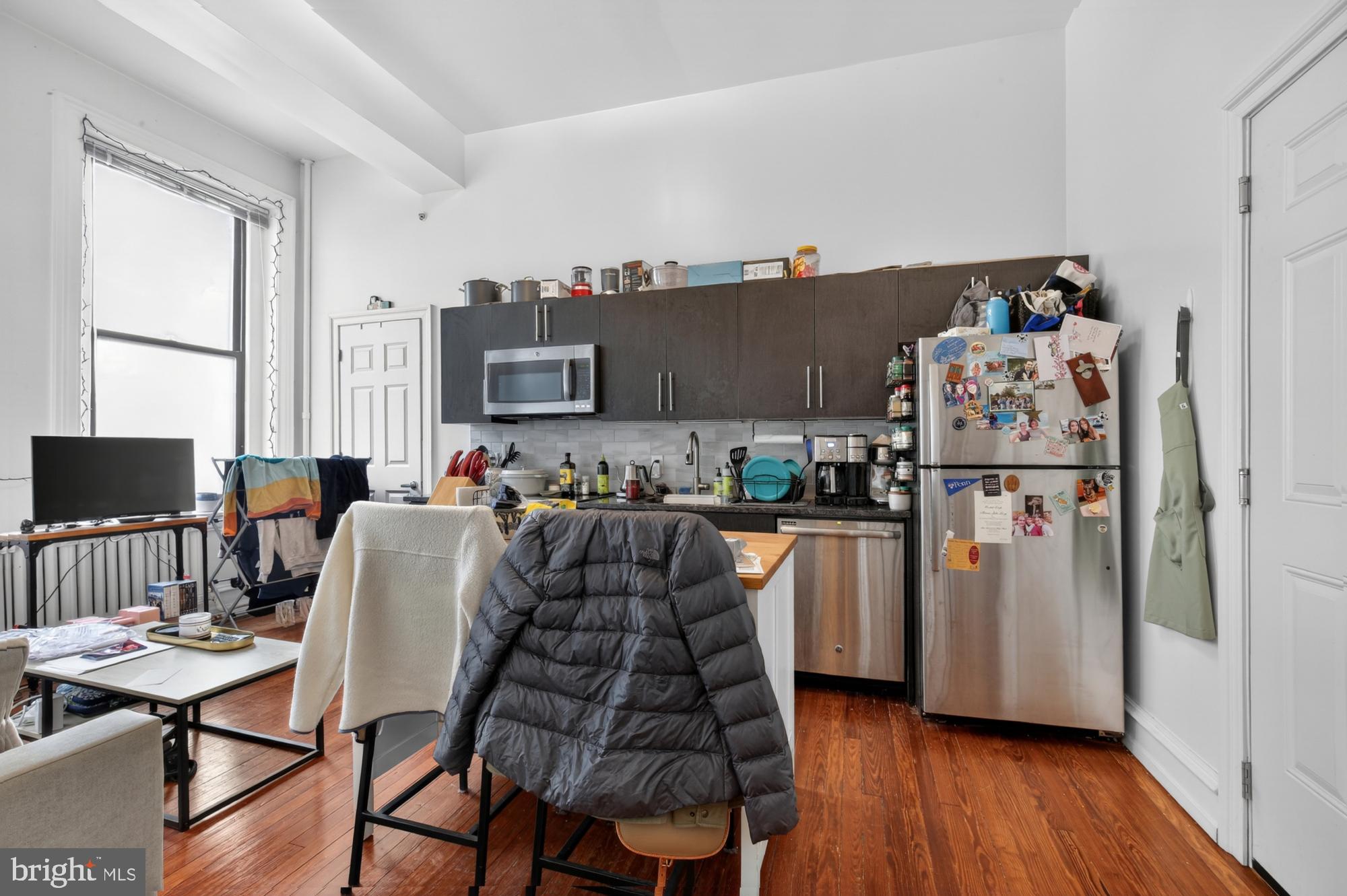 2319 FITZWATER STREET 202