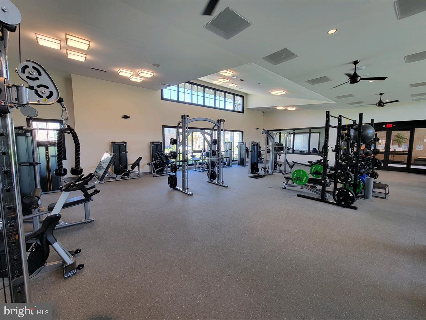 VILLAGES OF URBANA - Residential Lease